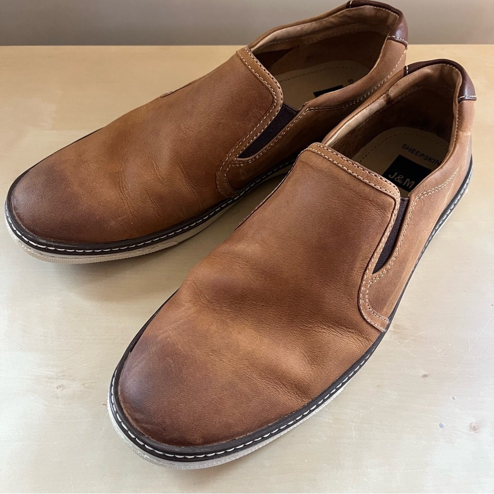 Johnston & Murphy McGuffey Brown Leather Slip-On Loafers